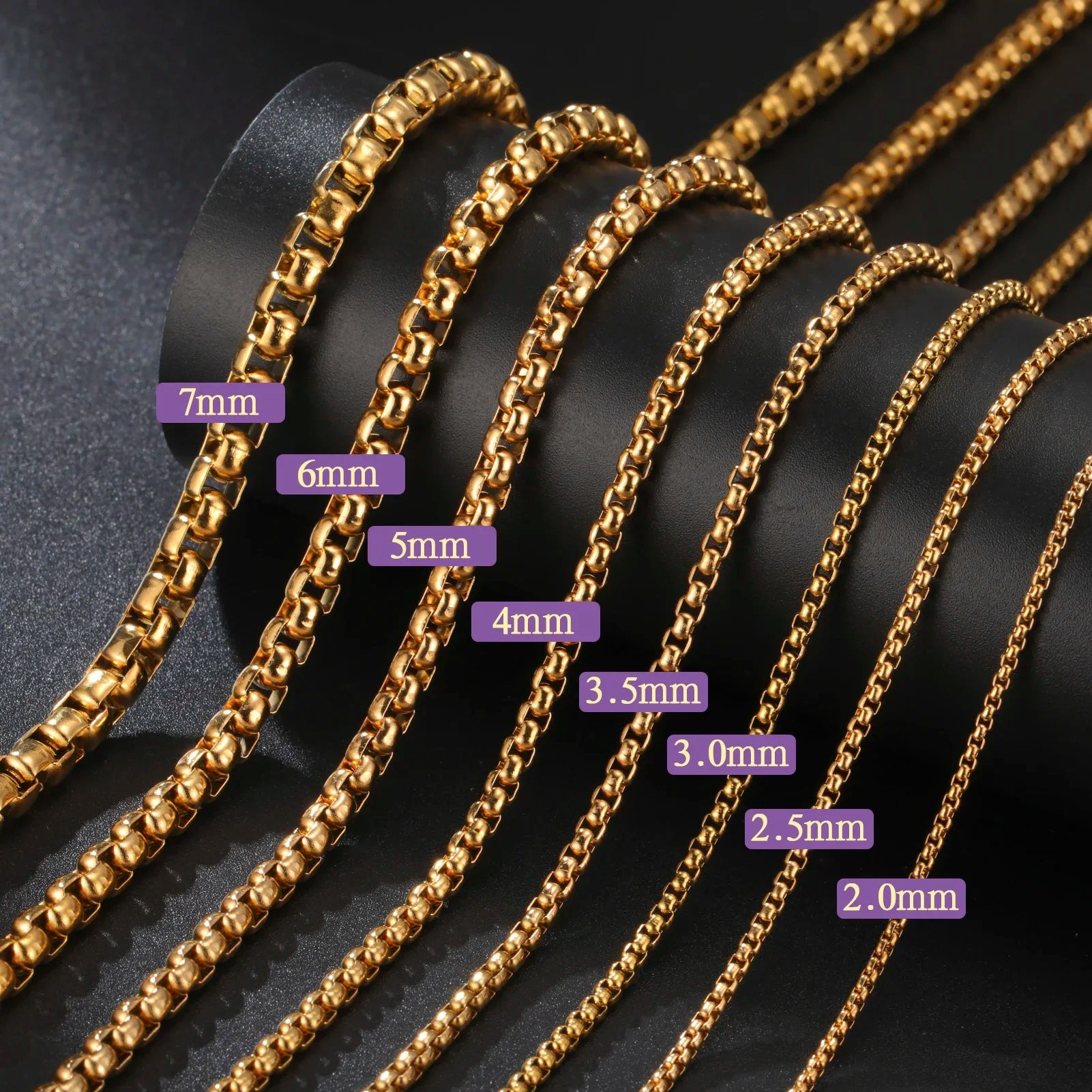 Elegant men's chain